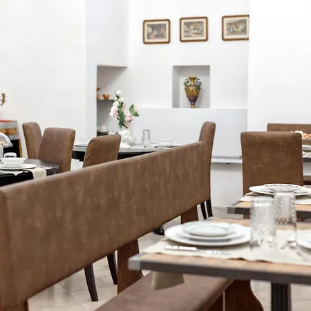 Neviera Wine & By Cantine Due Palme *